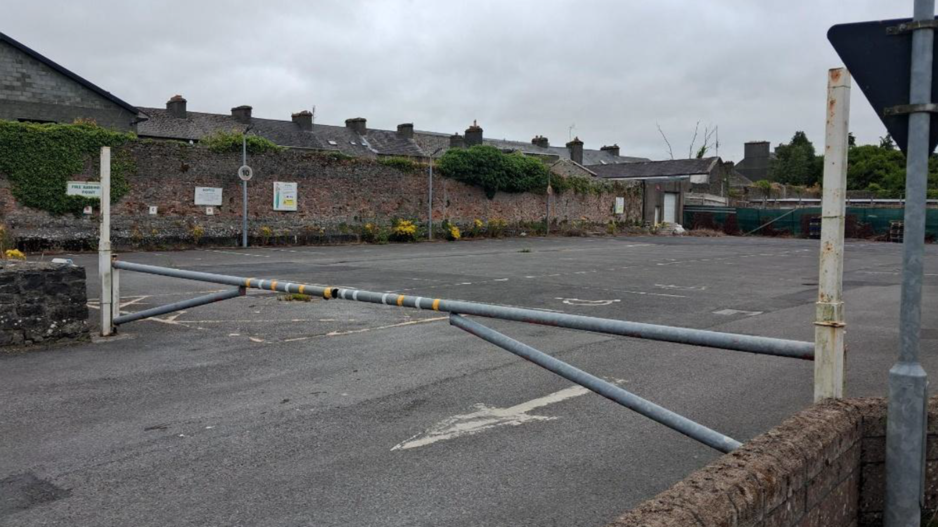 New padel courts approved in Galway town as part of wellness hub vision — ‘A game changer’